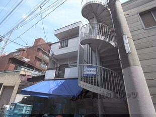 アーバン出町*の物件外観写真